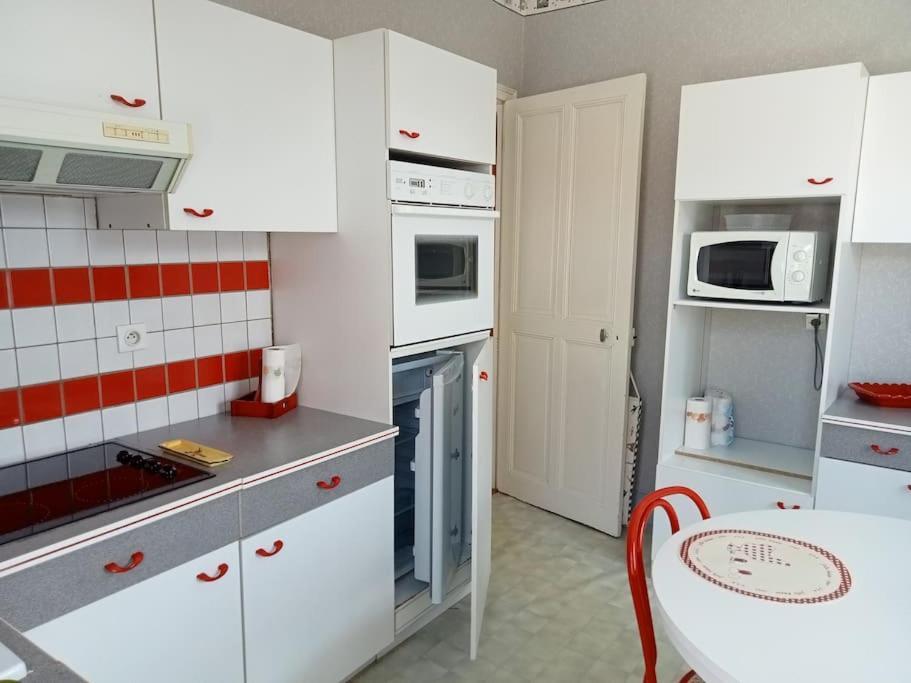 F2 1Er Etage Appartement Vigneulles-lès-Hattonchâtel Buitenkant foto